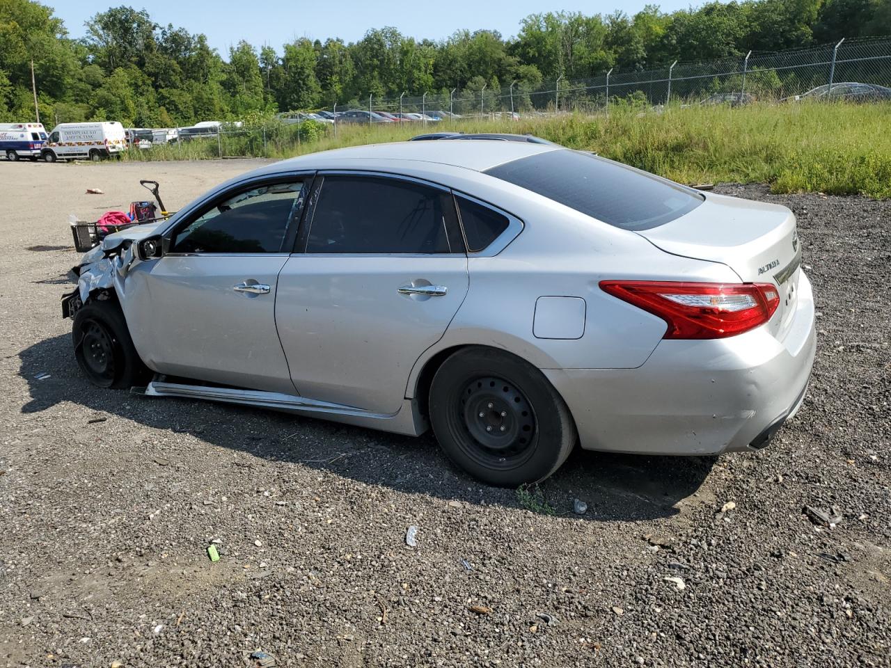 1N4AL3AP3GN351836 2016 NISSAN ALTIMA - Image 2