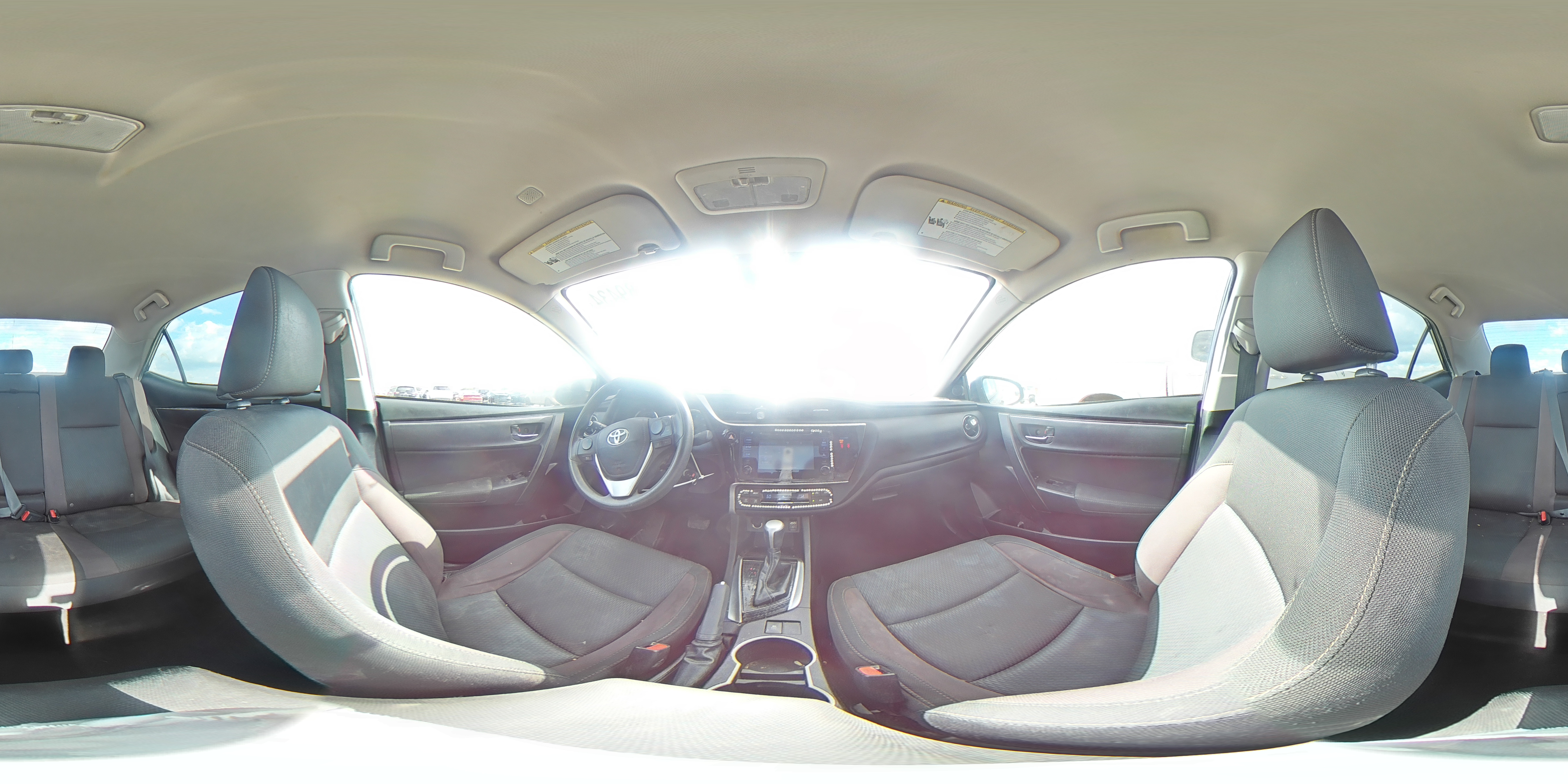 2019 Toyota Corolla - Image 13