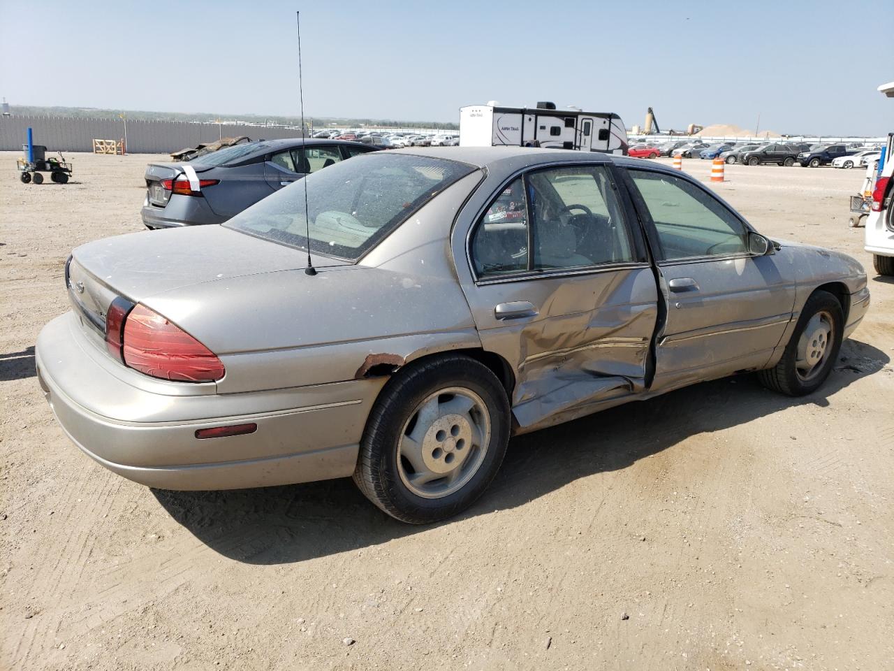 1999 Chevrolet Lumina - Image 3