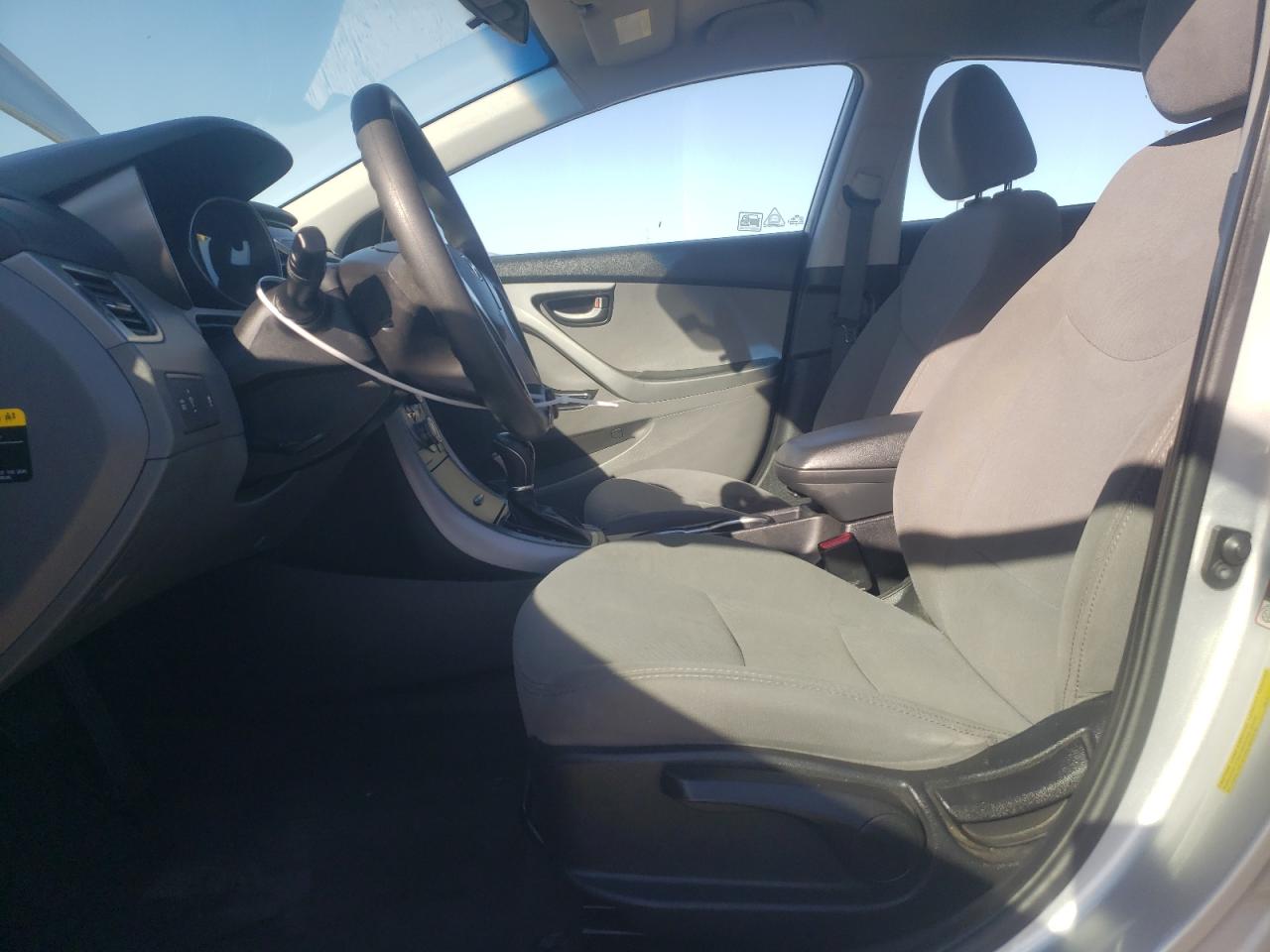 2016 Hyundai Elantra Se VIN: 5NPDH4AE0GH718107 Lot: 72573504