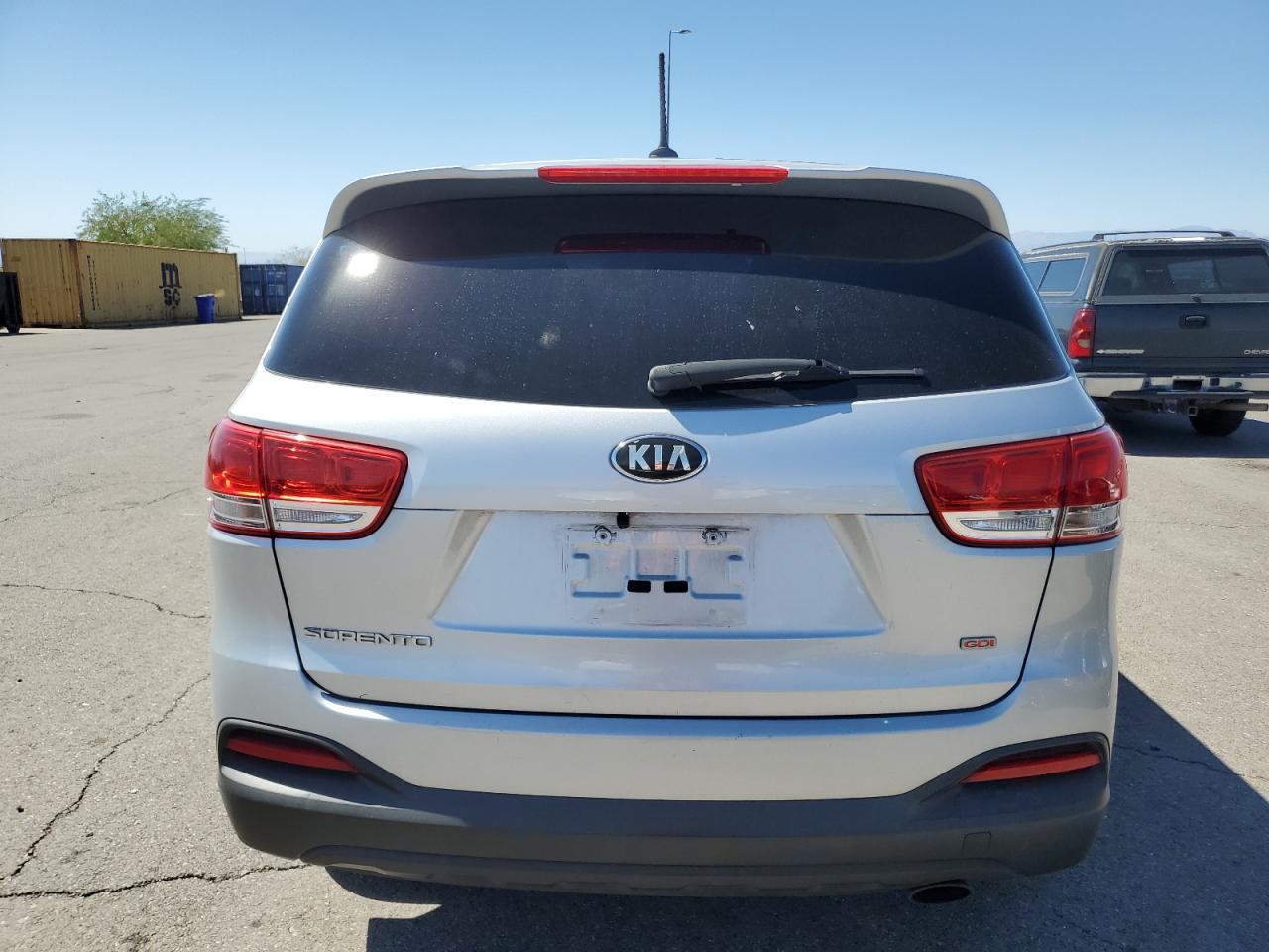 VIN 5XYPG4A32GG002234 2016 KIA SORENTO no.6