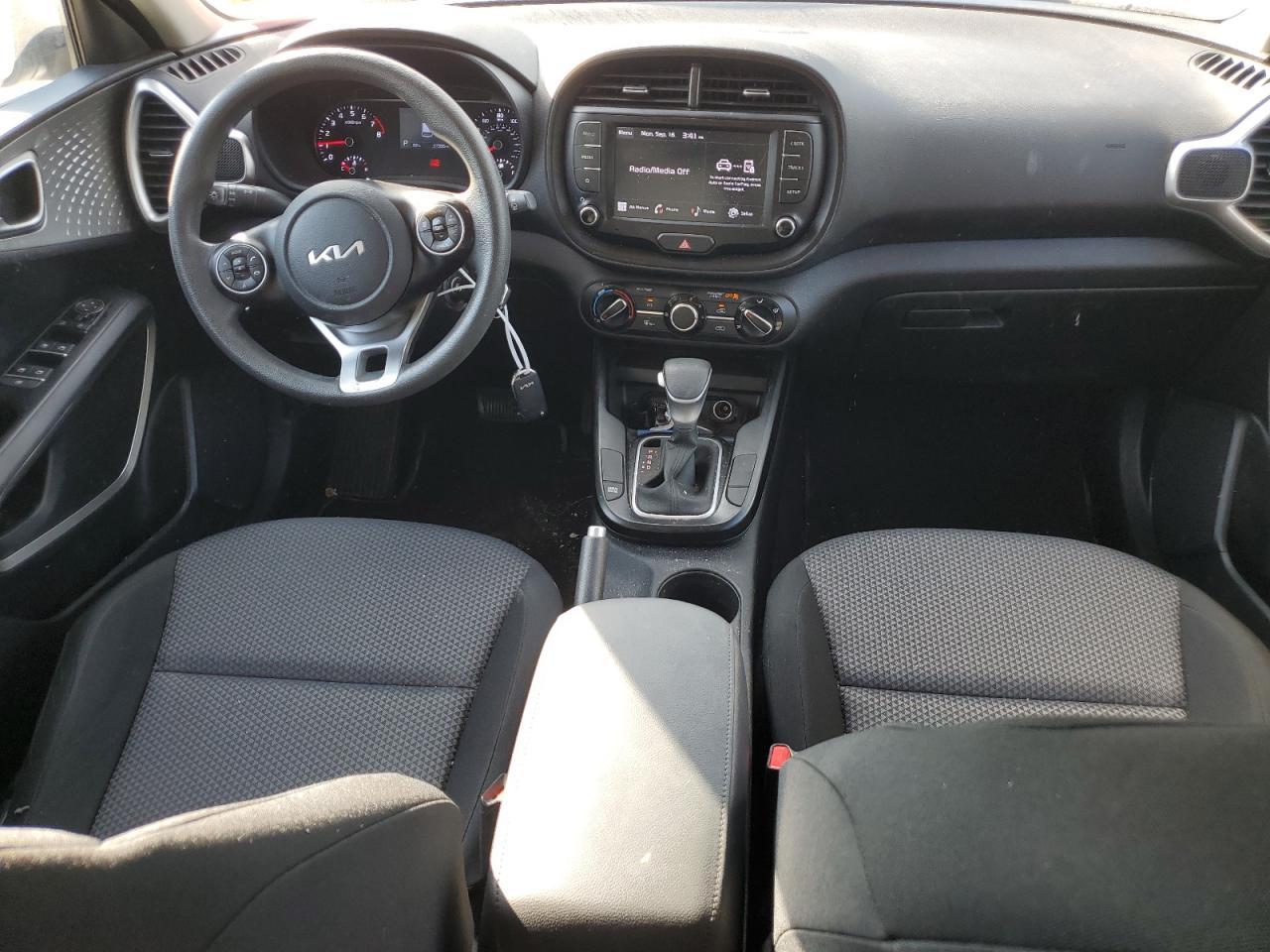 KNDJ23AU7N7812282 2022 Kia Soul Lx