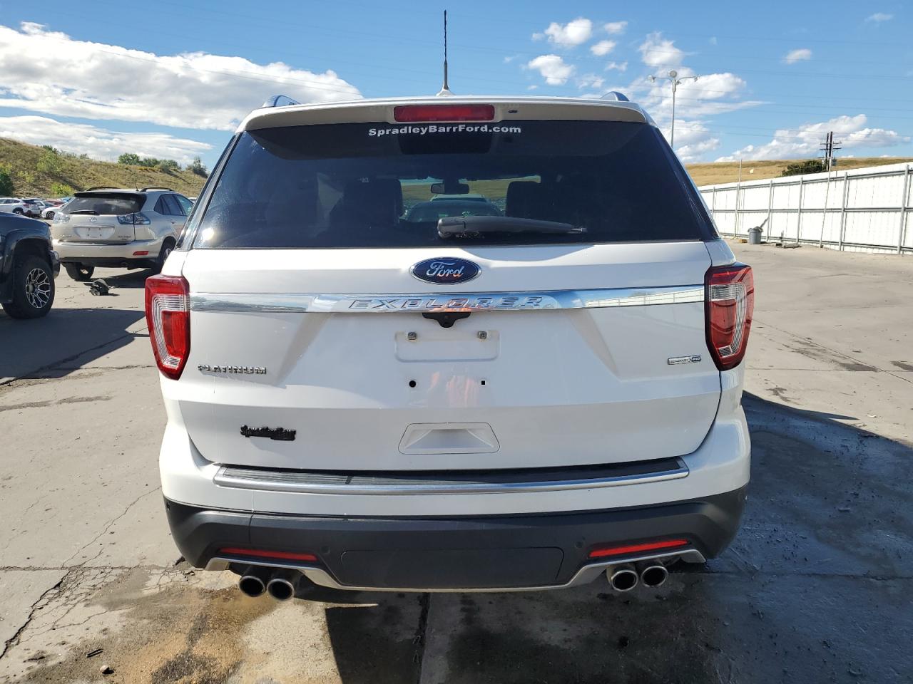 2018 Ford Explorer Platinum VIN: 1FM5K8HTXJGC86182 Lot: 71634264