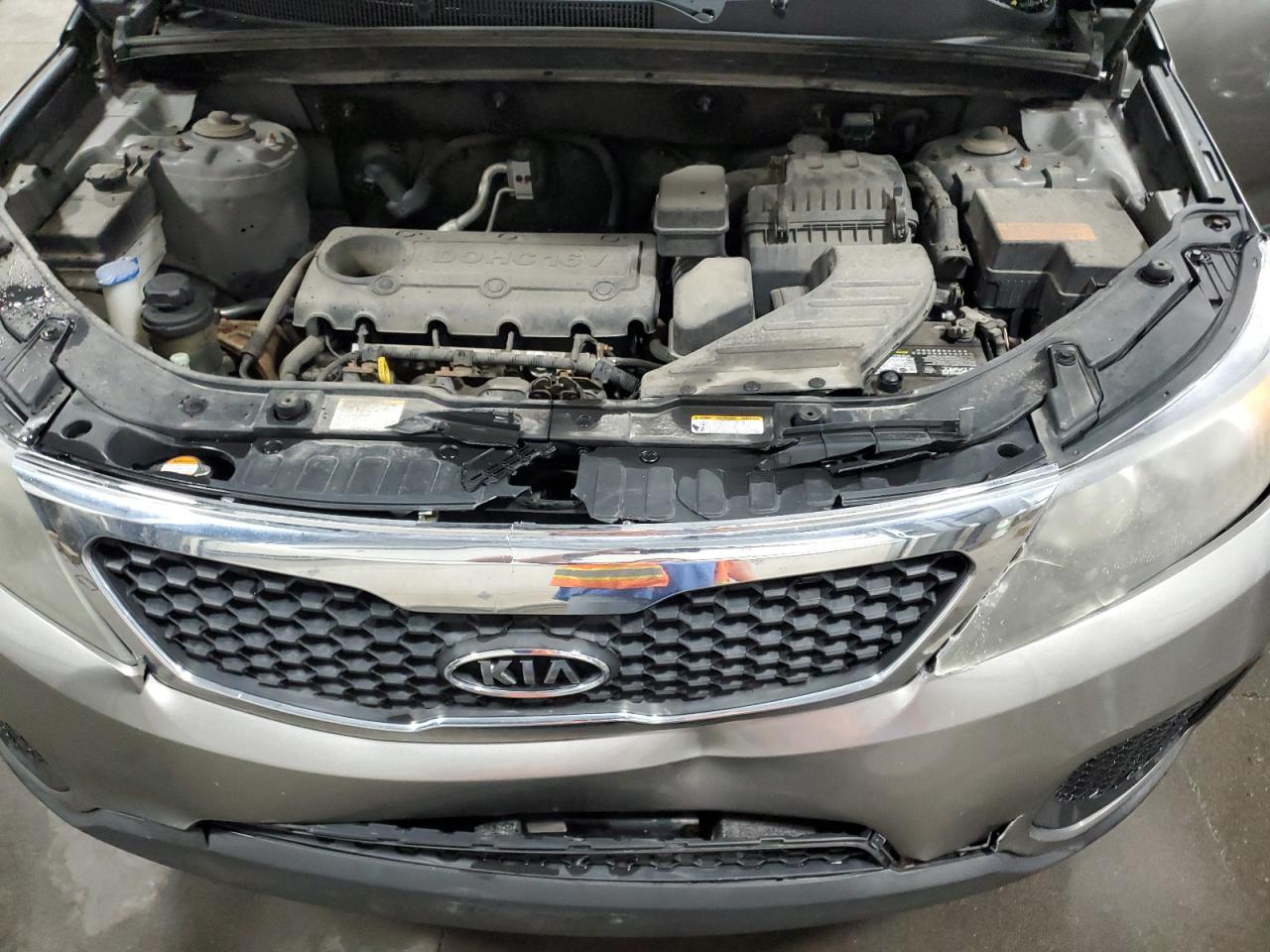 5XYKT3A12CG228797 2012 Kia Sorento Base