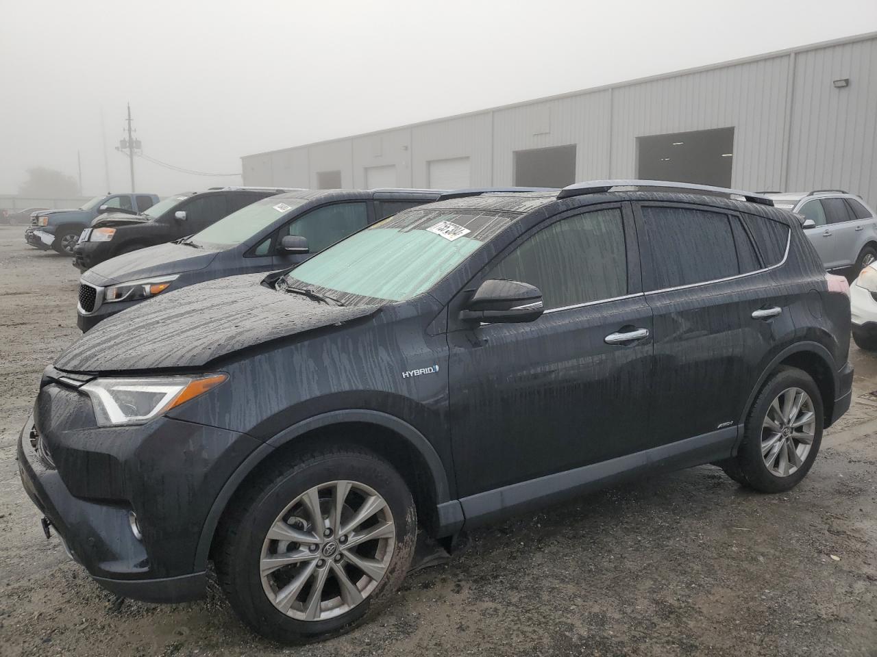 JTMDJREV7JD197346 2018 TOYOTA RAV 4 - Image 1