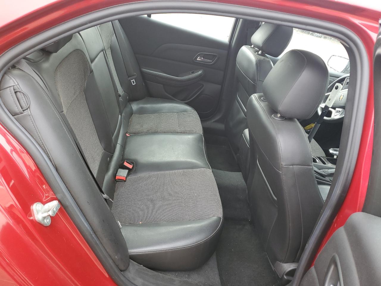 2014 Chevrolet Malibu - Image 10