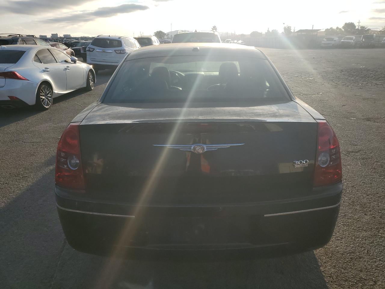 2C3CA5CV4AH234674 2010 Chrysler 300 Touring