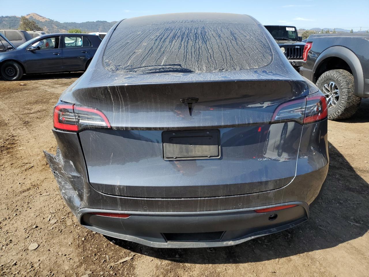 5YJYGDEE4MF140084 2021 Tesla Model Y