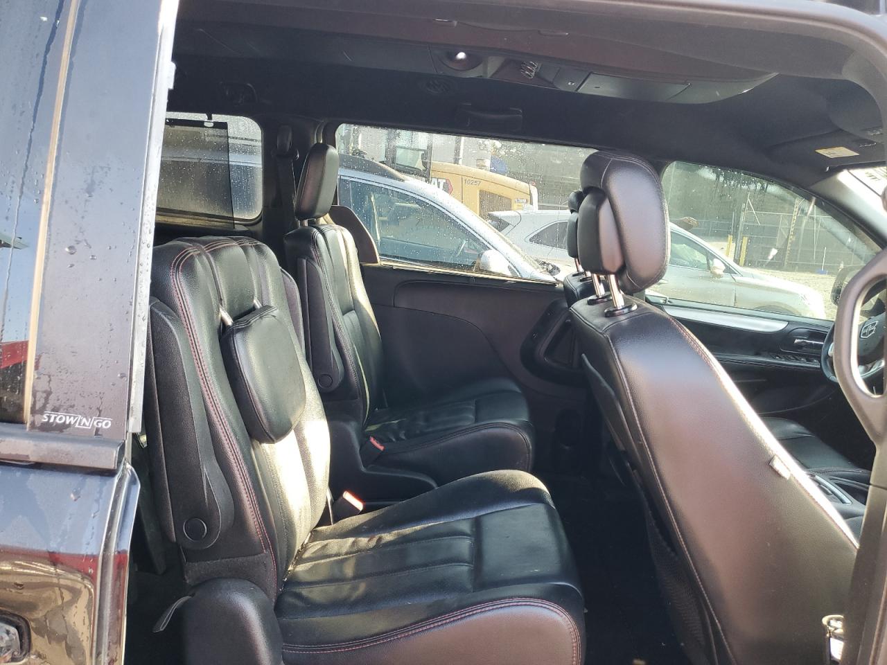 2012 Dodge Grand Caravan R/T VIN: 2C4RDGEG0CR277588 Lot: 71756694