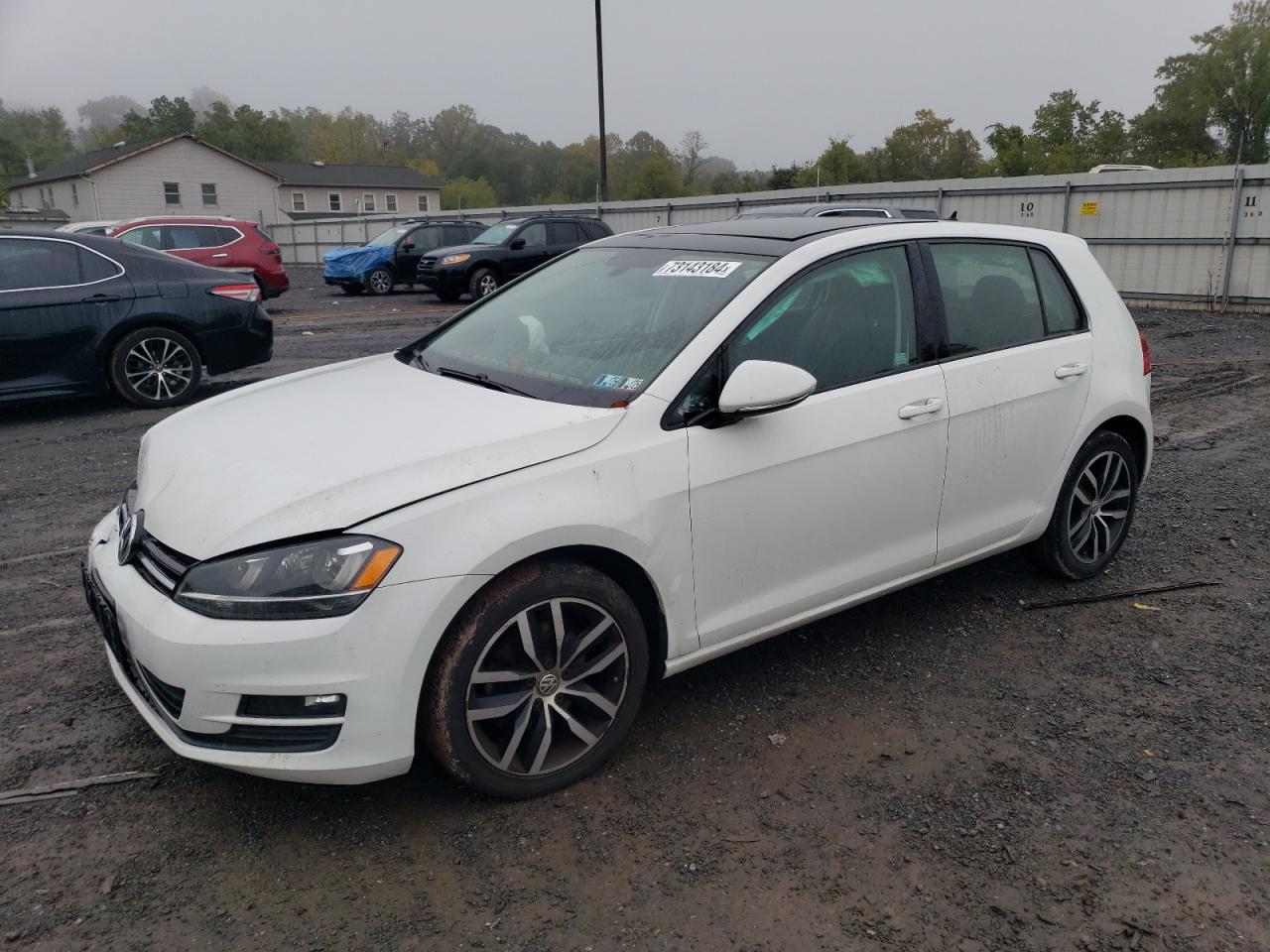 2016 Volkswagen Golf - Image 1
