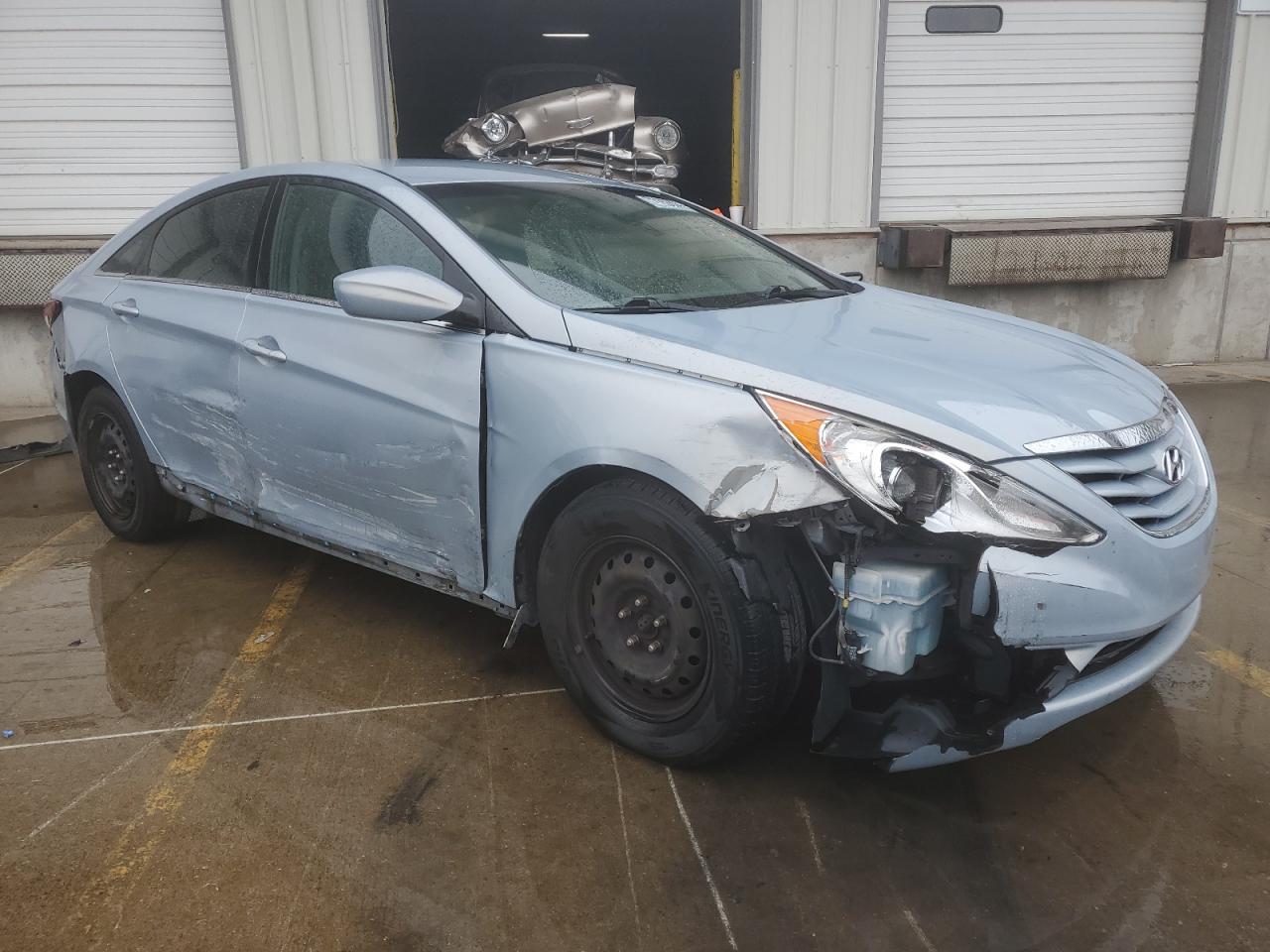 2011 Hyundai Sonata - Image 4