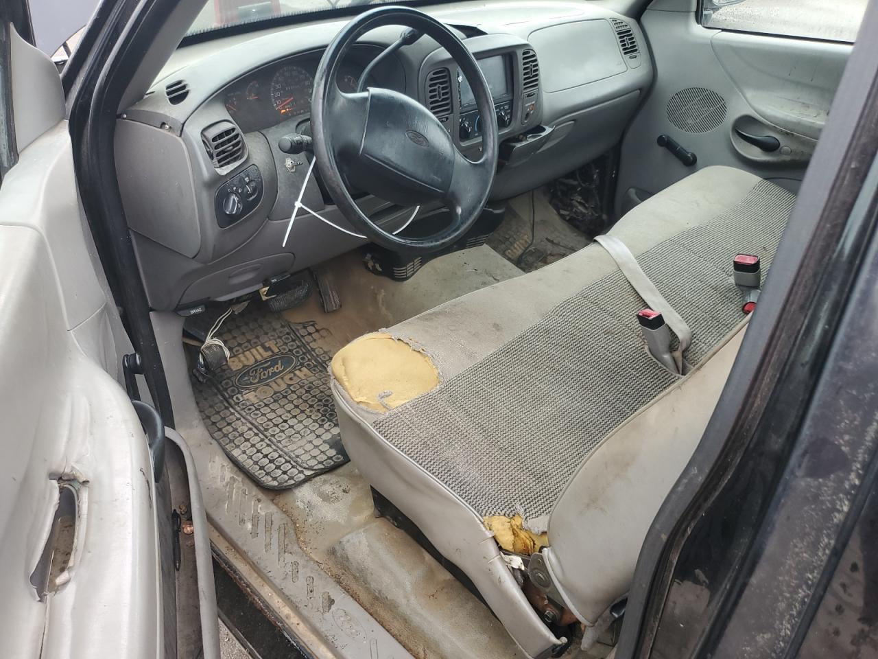 1FTDF1722VNC66112 1997 Ford F150