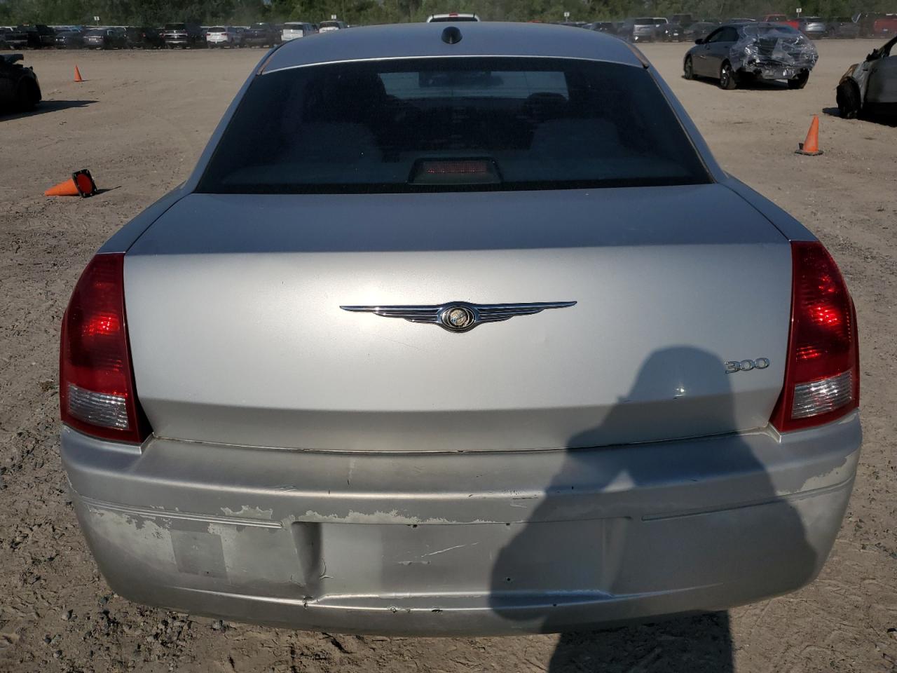 2006 Chrysler 300 VIN: 2C3KA43R96H181129 Lot: 71603994