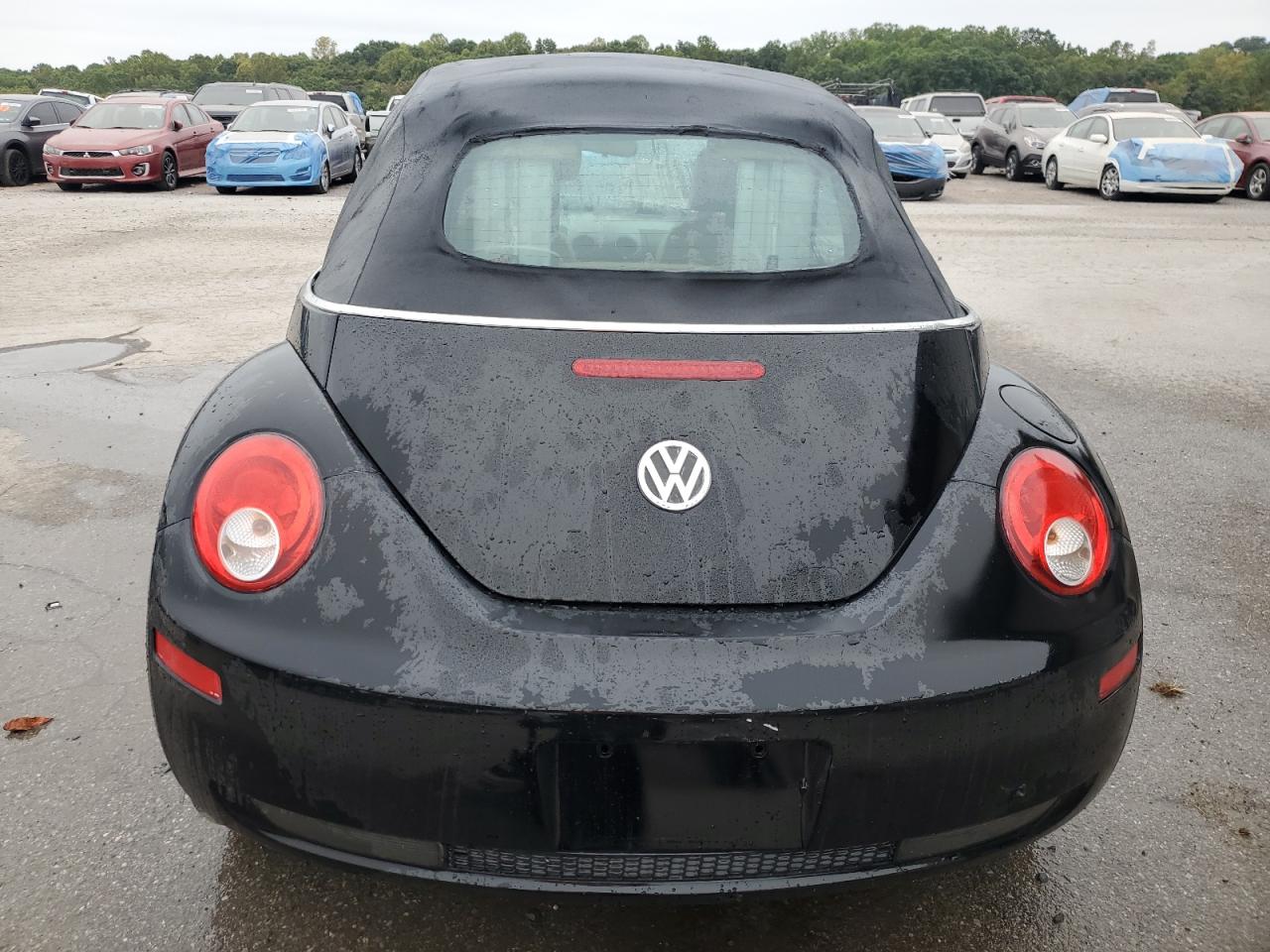 3VWRF31Y17M408247 2007 Volkswagen New Beetle Convertible Option Package 1