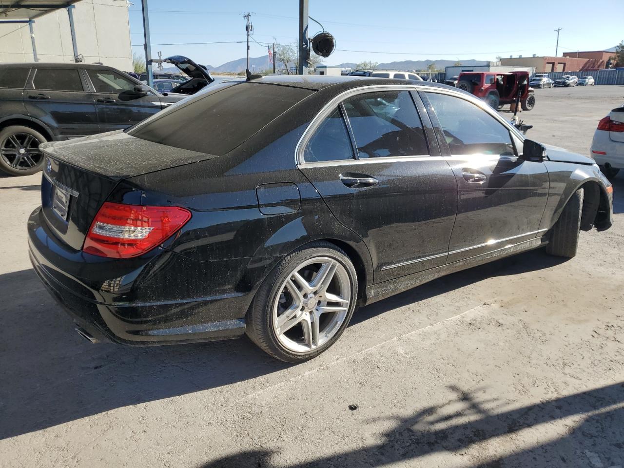 VIN WDDGF5HBXDA851812 2013 MERCEDES-BENZ C-CLASS no.3