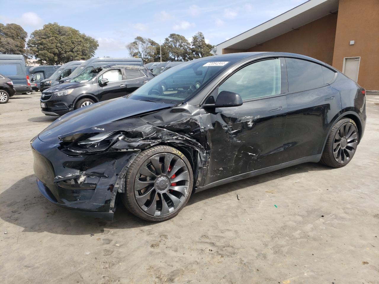 7SAYGDEF5NF574821 2022 TESLA MODEL Y - Image 1