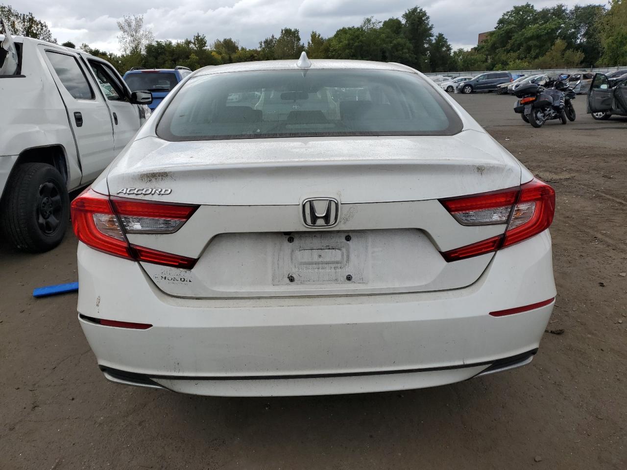 1HGCV1F11KA136219 2019 Honda Accord Lx