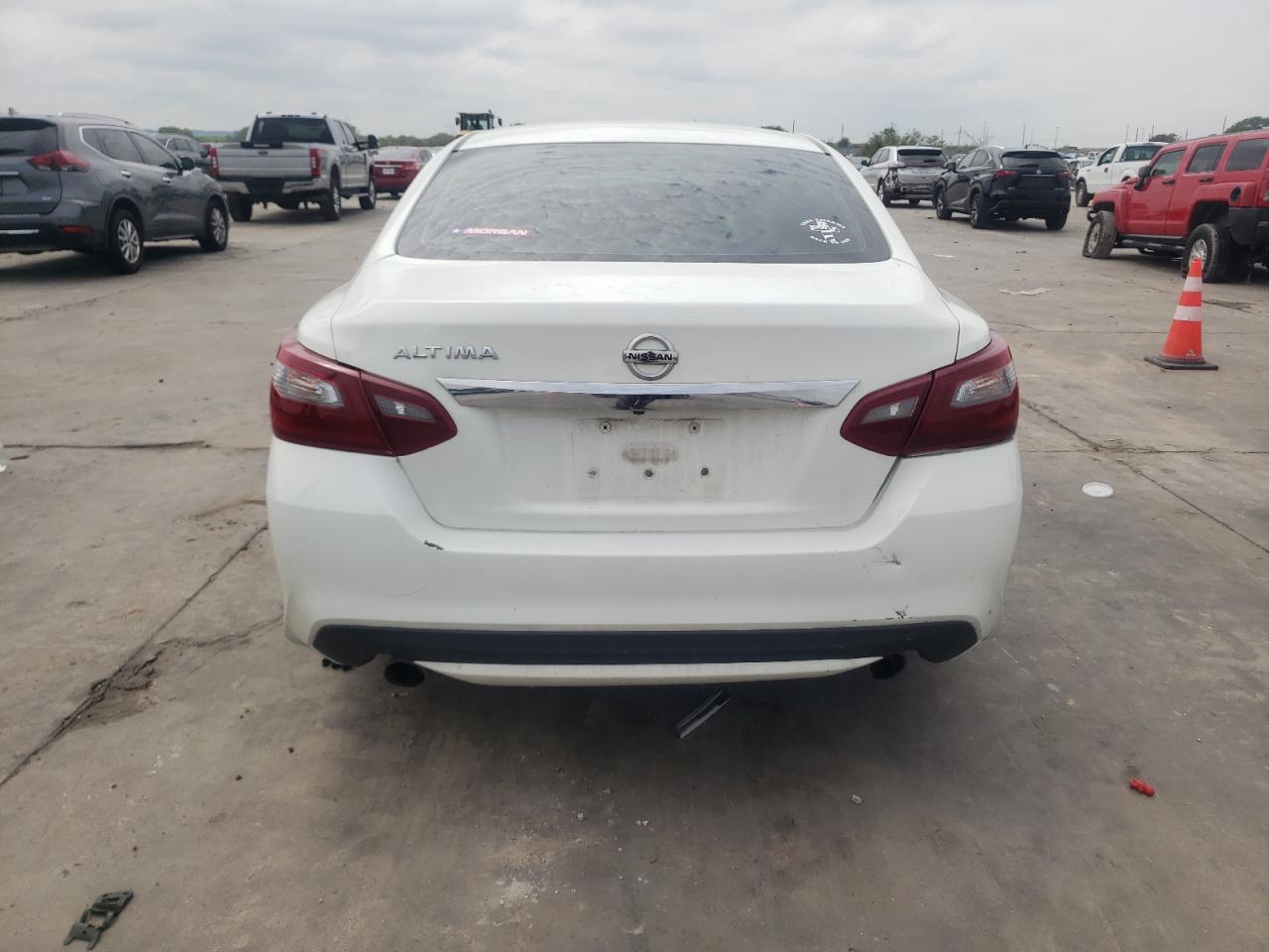 1N4AL3AP7JC110638 2018 Nissan Altima 2.5