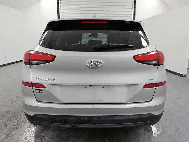 KM8J2CA41LU191437 Hyundai Tucson SE 6