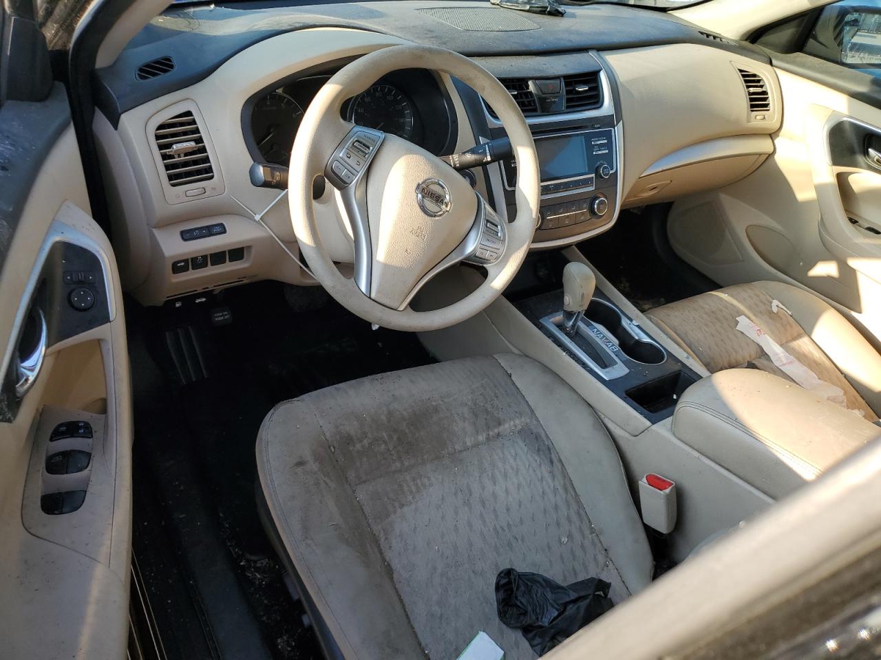 2017 Nissan Altima - Image 8