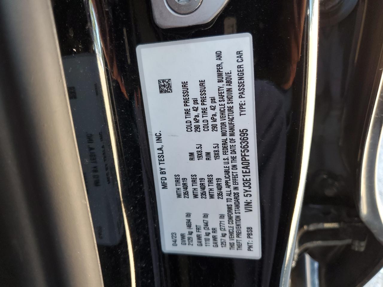 5YJ3E1EA0PF563695 2023 Tesla Model 3