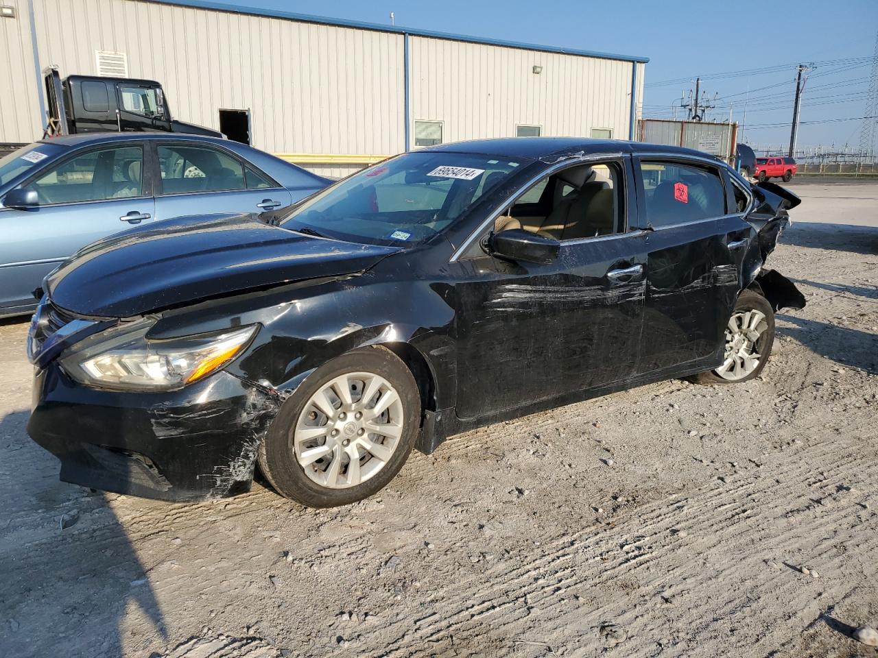 2017 Nissan Altima - Image 1