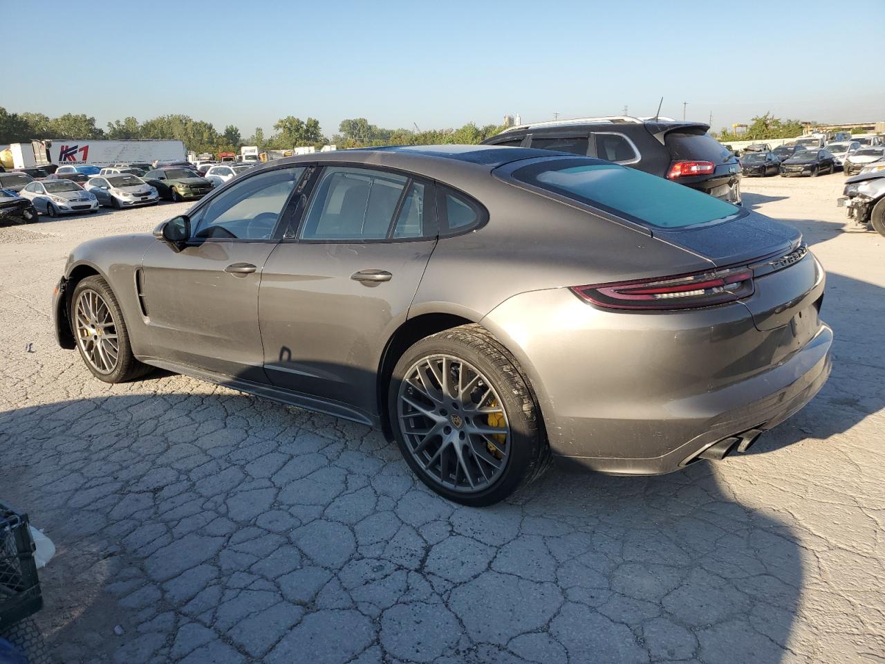 VIN WP0AF2A70HL151831 2017 PORSCHE PANAMERA no.2