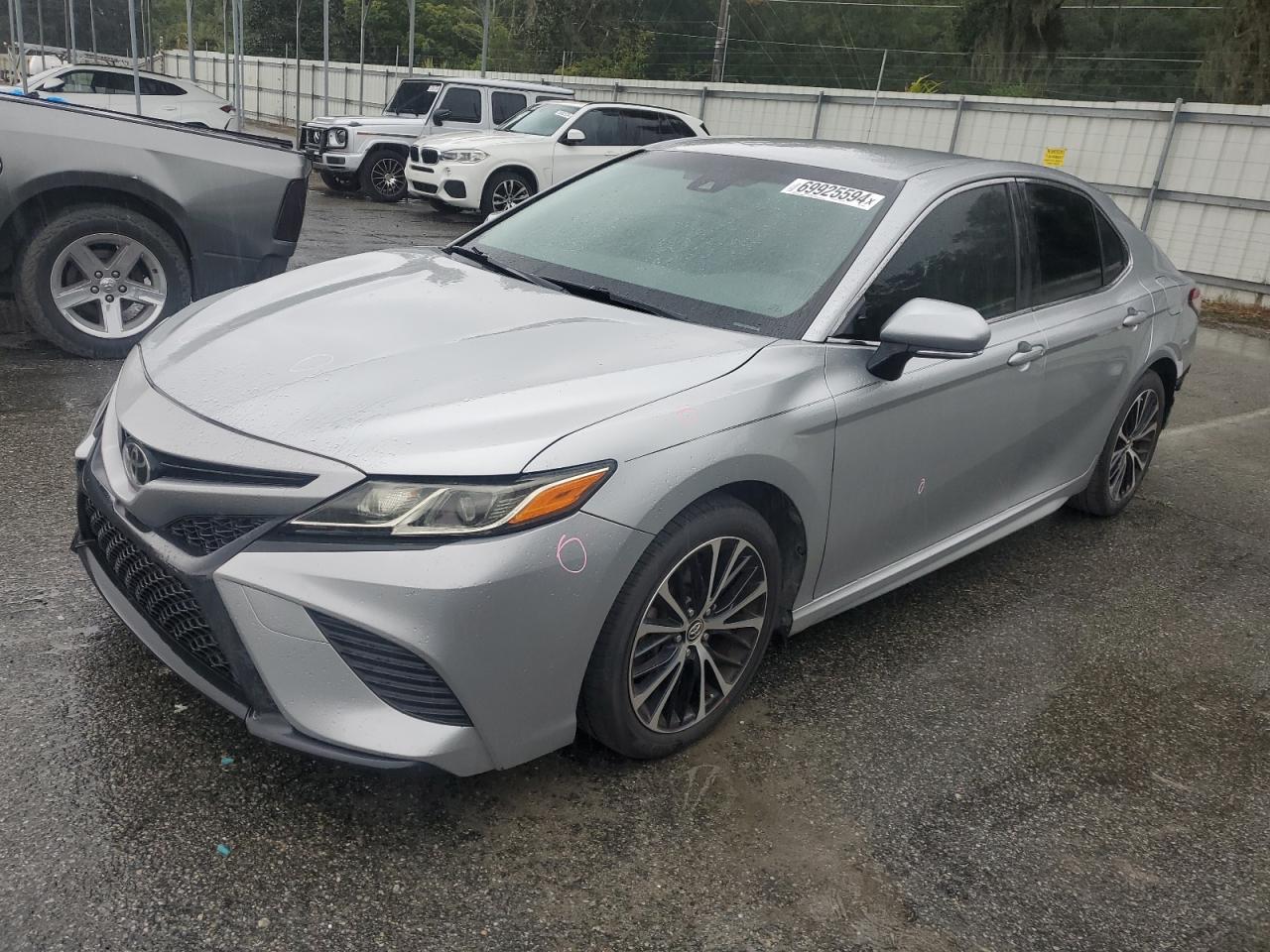 JTNB11HK8J3032207 2018 TOYOTA CAMRY - Image 1