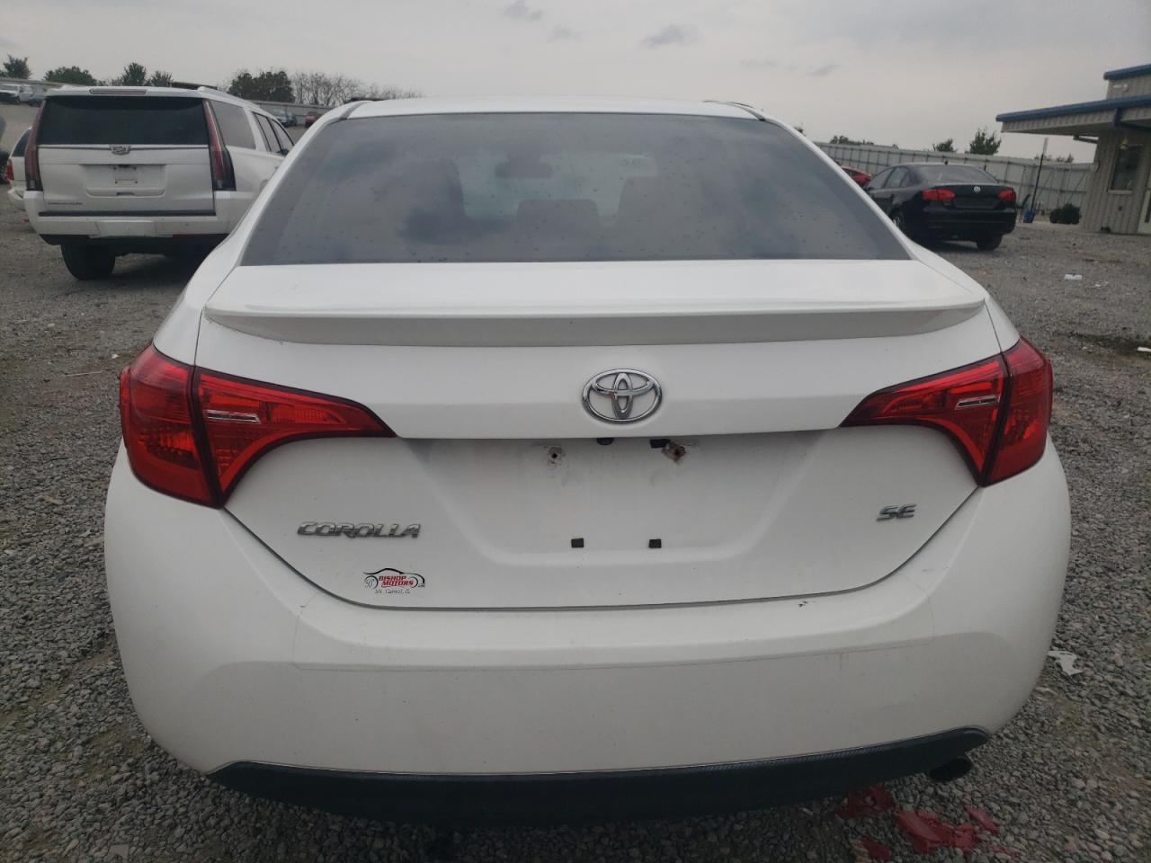 2018 Toyota Corolla L VIN: 2T1BURHE3JC978050 Lot: 71617154