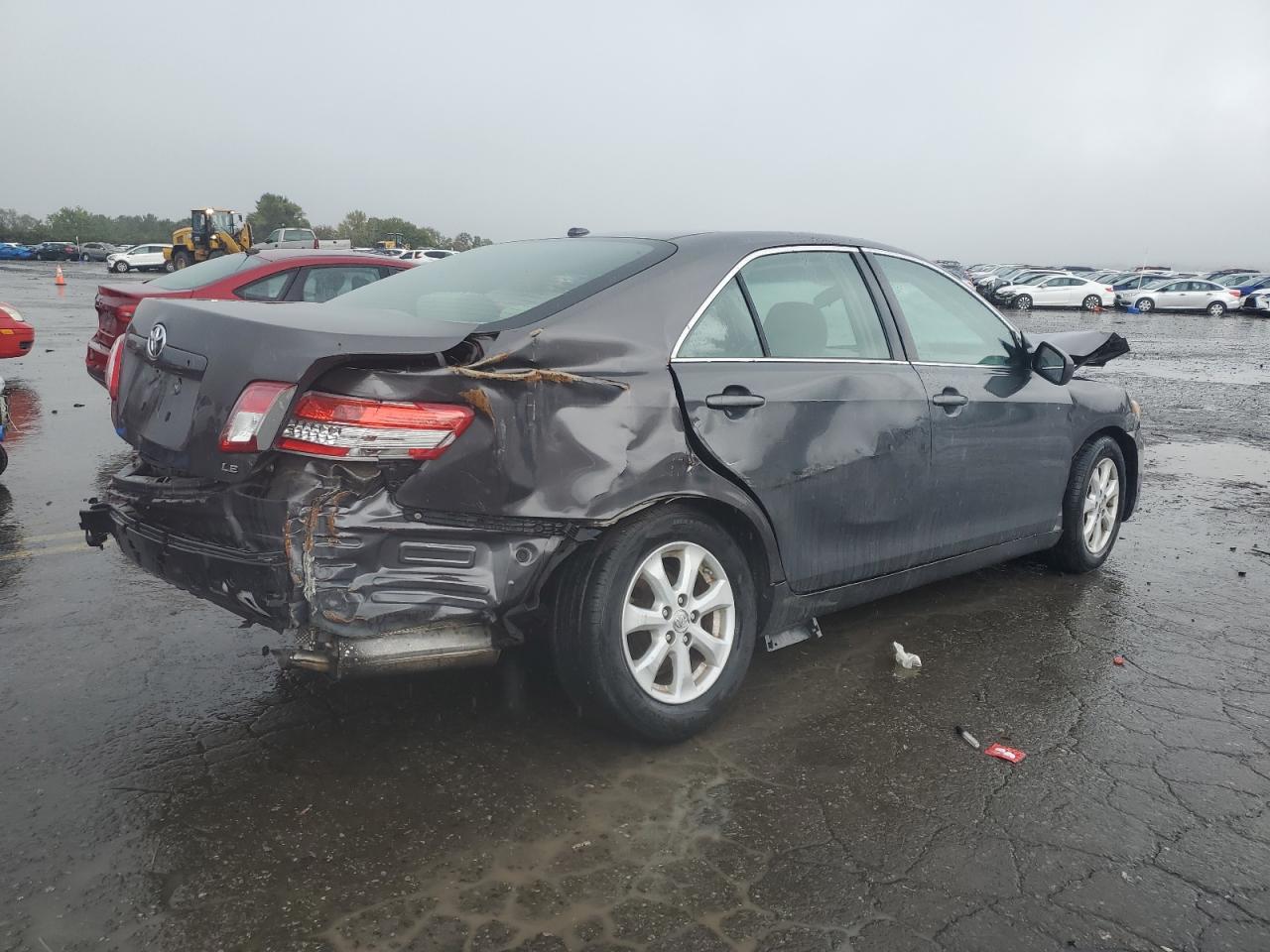 2011 Toyota Camry Base VIN: 4T4BF3EK2BR170764 Lot: 72717944