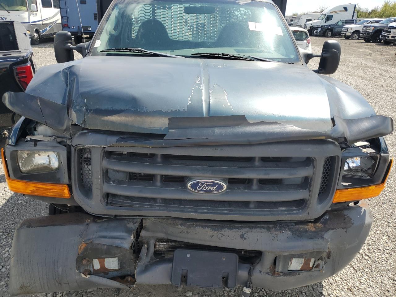 1999 Ford F550 Super Duty VIN: 1FDAF56F2XEA44571 Lot: 71573834