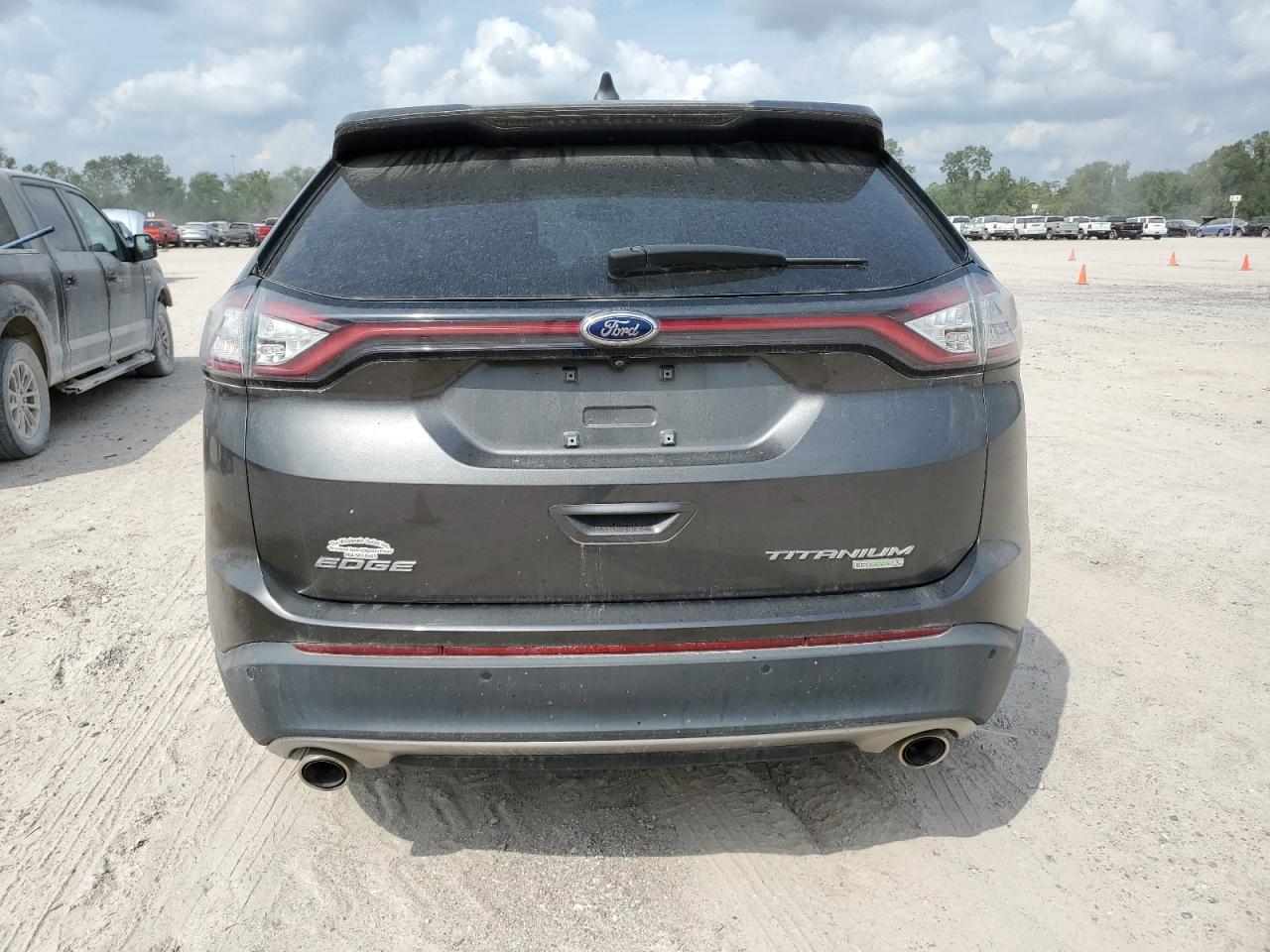 2FMPK3K96JBB67562 2018 Ford Edge Titanium