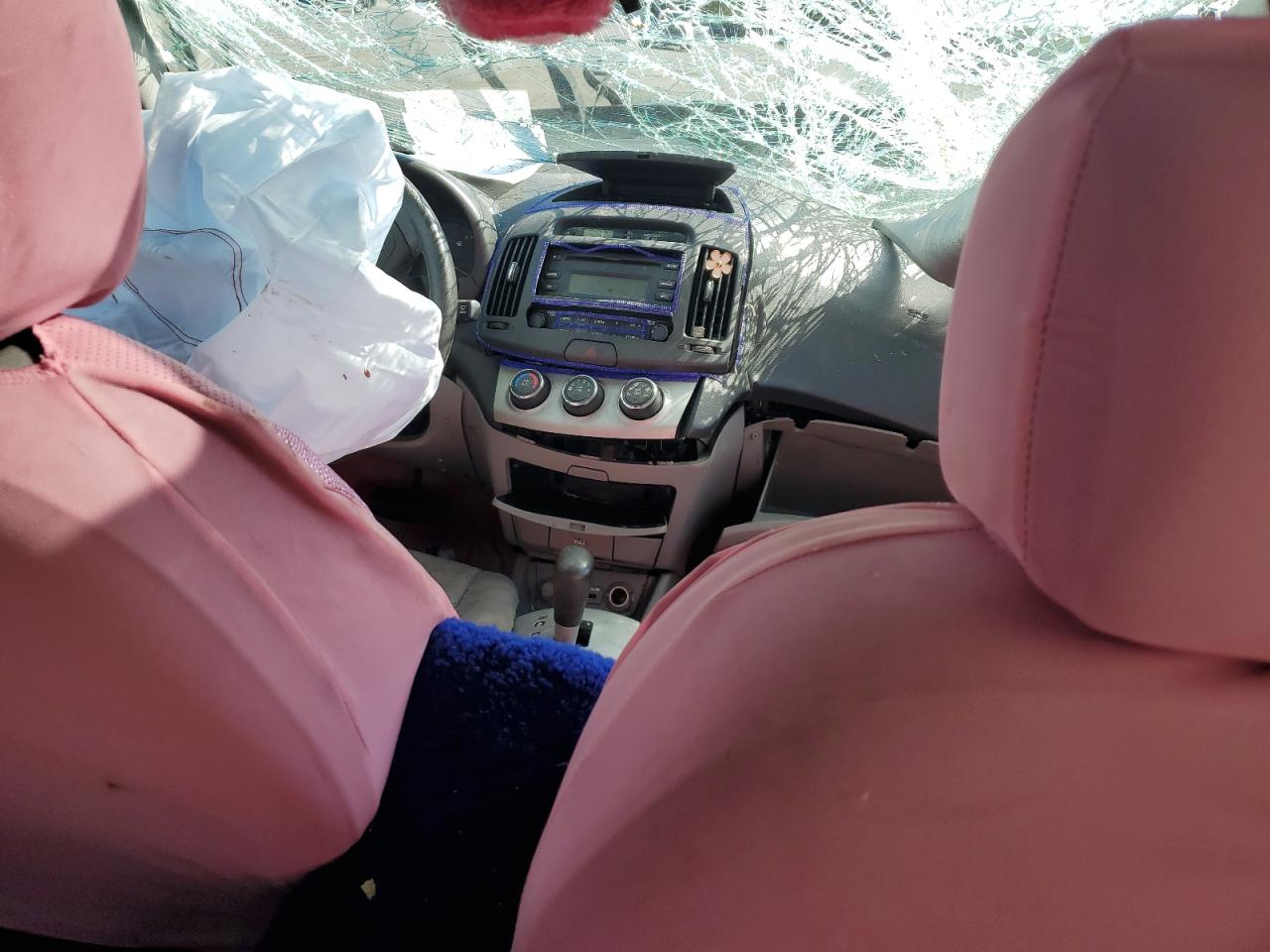 2009 Hyundai Elantra - Image 8