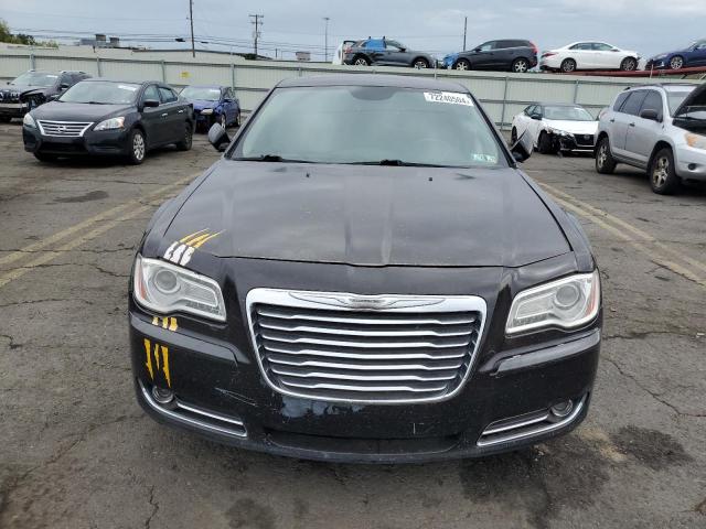 Седани CHRYSLER 300 2013 Чорний