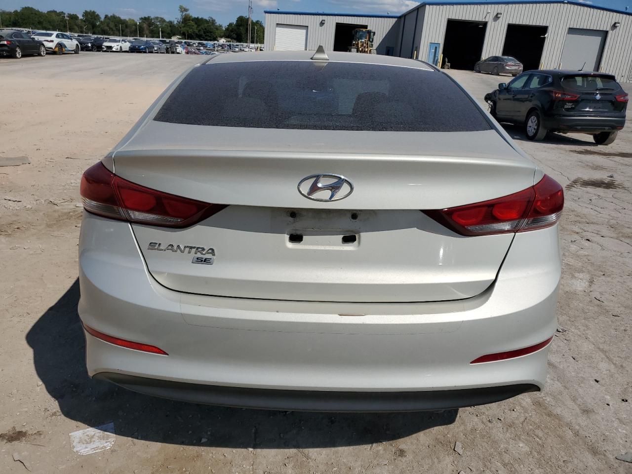 KMHD74LF9HU392044 2017 Hyundai Elantra Se