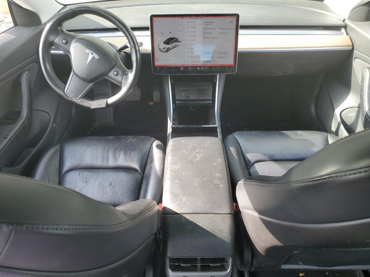 5YJ3E1EB0JF088999 2018 Tesla Model 3