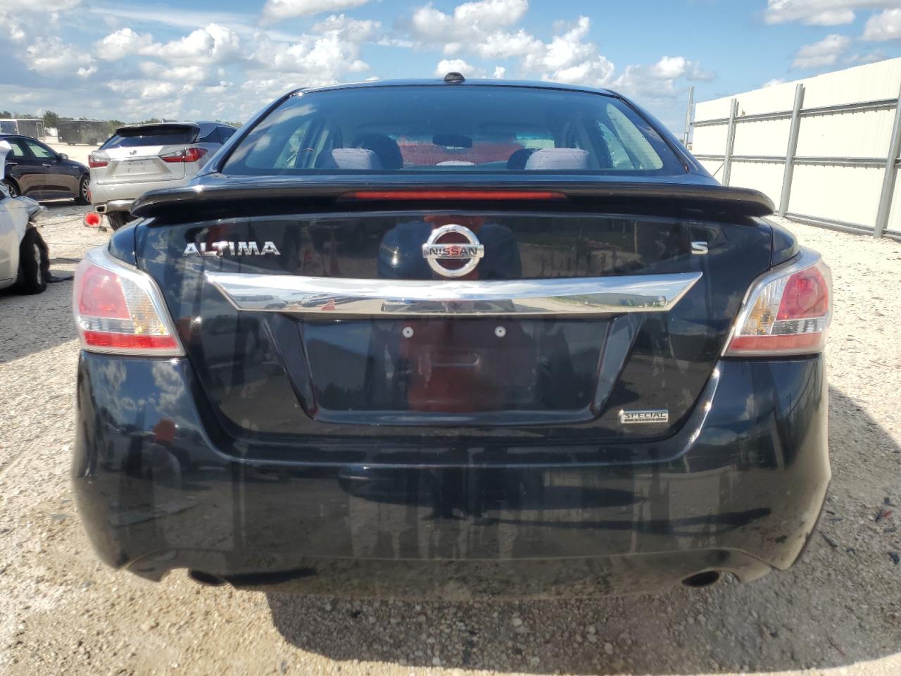 1N4AL3APXFN915187 2015 Nissan Altima 2.5