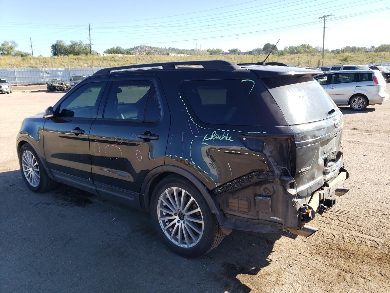 1FM5K8GT3FGB00121 2015 FORD EXPLORER - Image 2