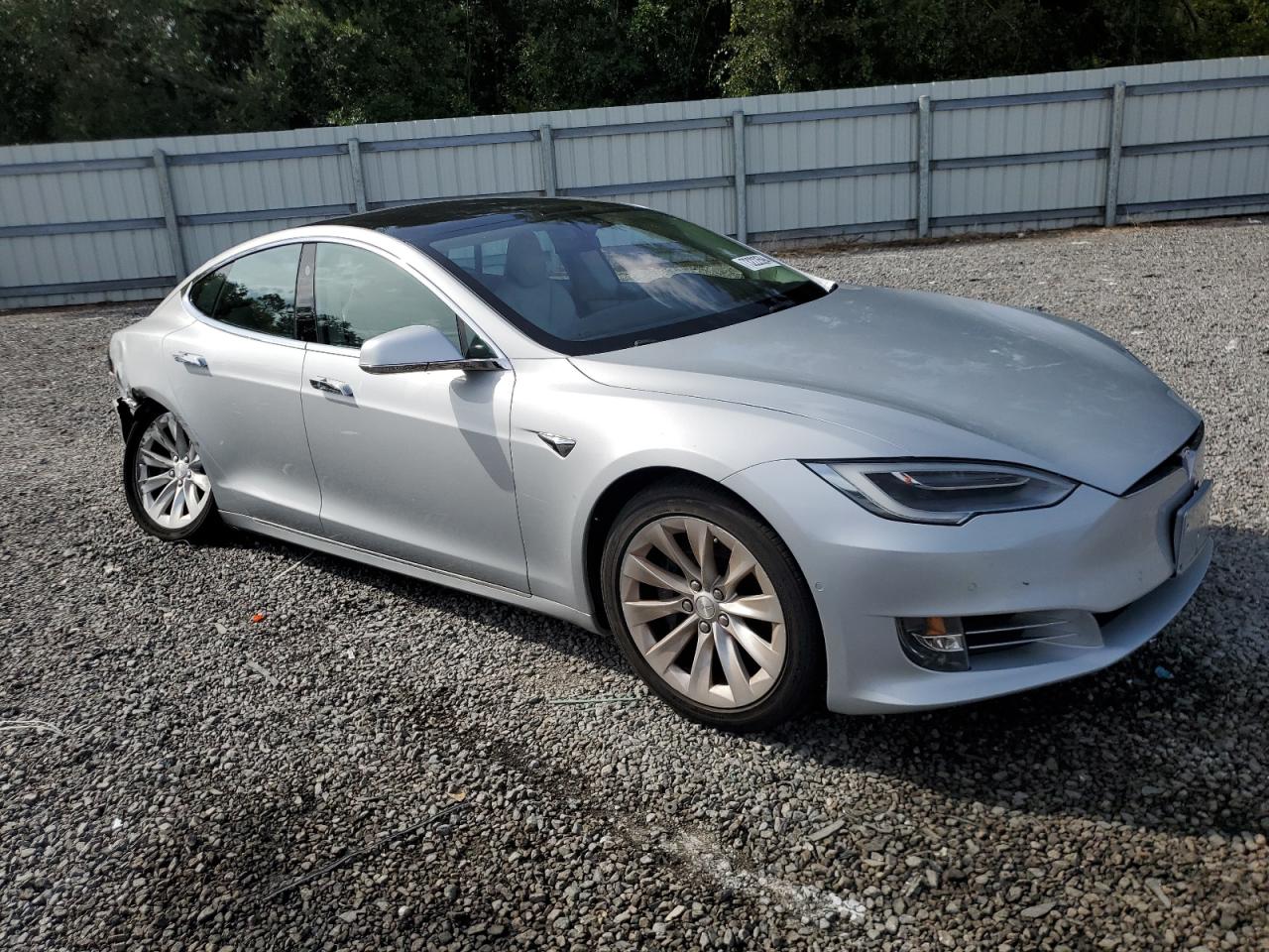 5YJSA1E29JF280638 2018 Tesla Model S