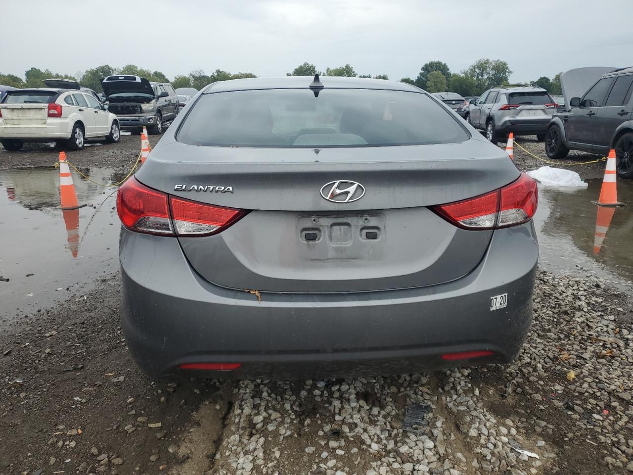 5NPDH4AE2DH185690 2013 Hyundai Elantra Gls