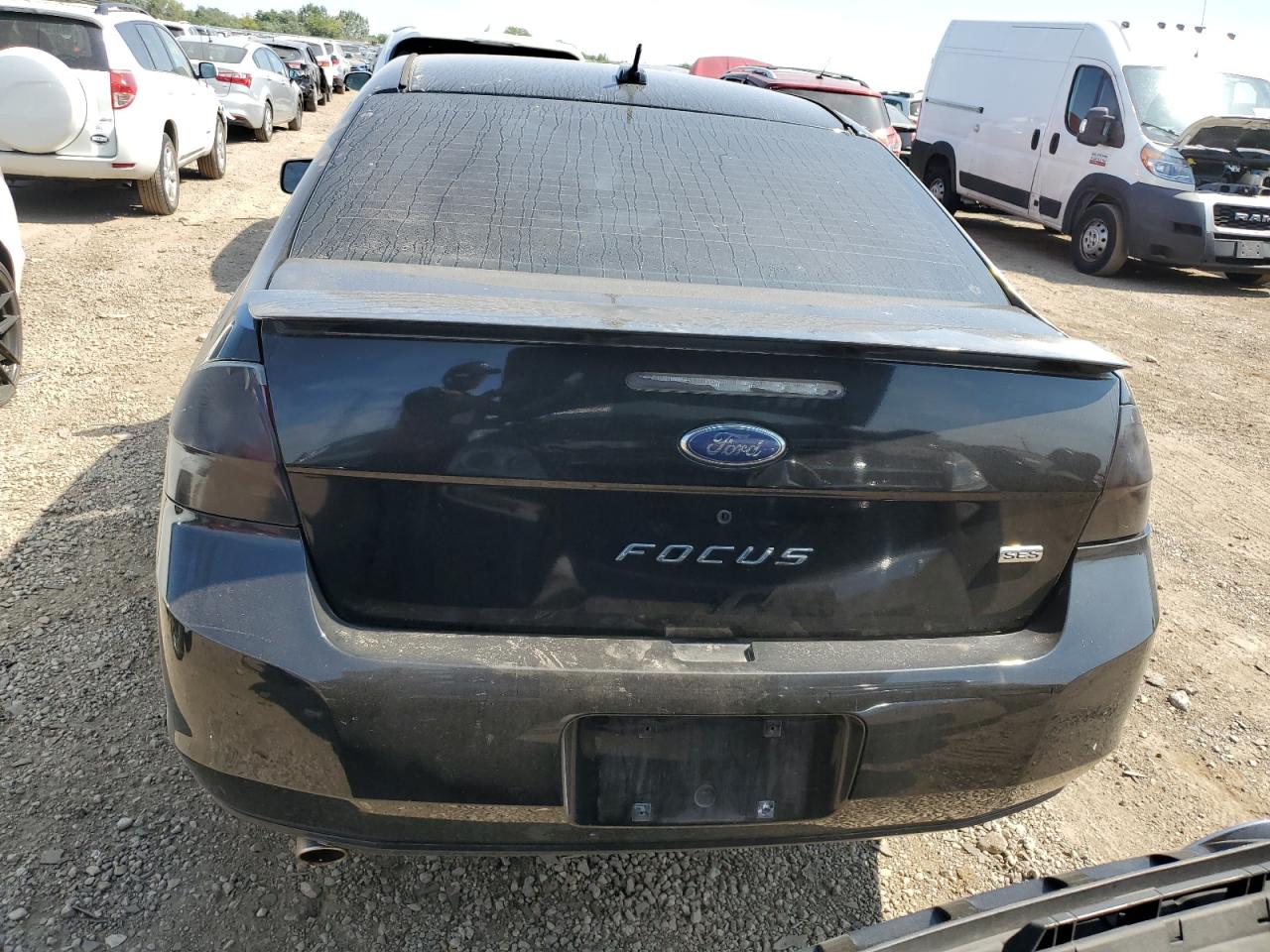 1FAHP35NX8W145985 2008 Ford Focus Se