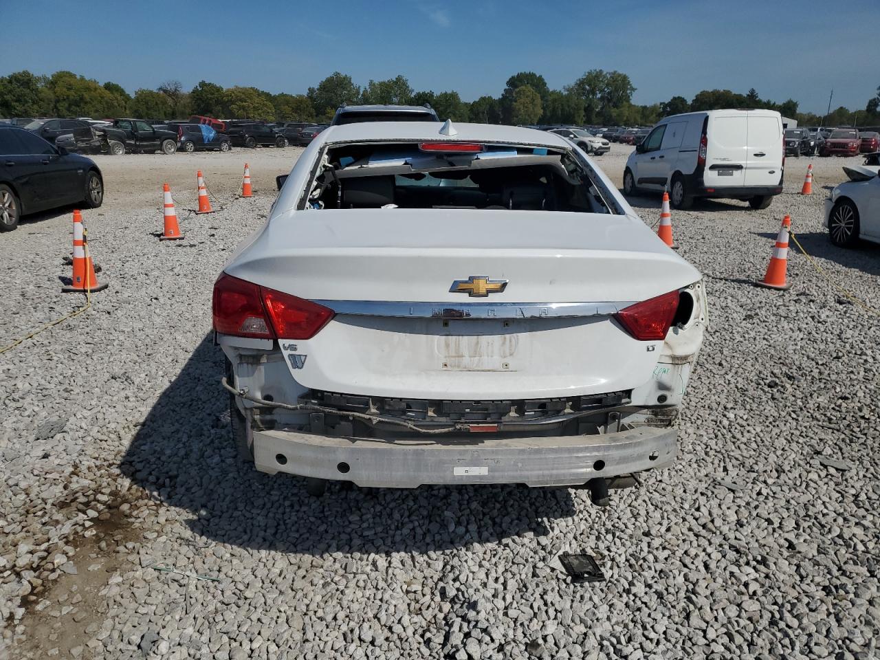 2G1105S37J9105840 2018 Chevrolet Impala Lt