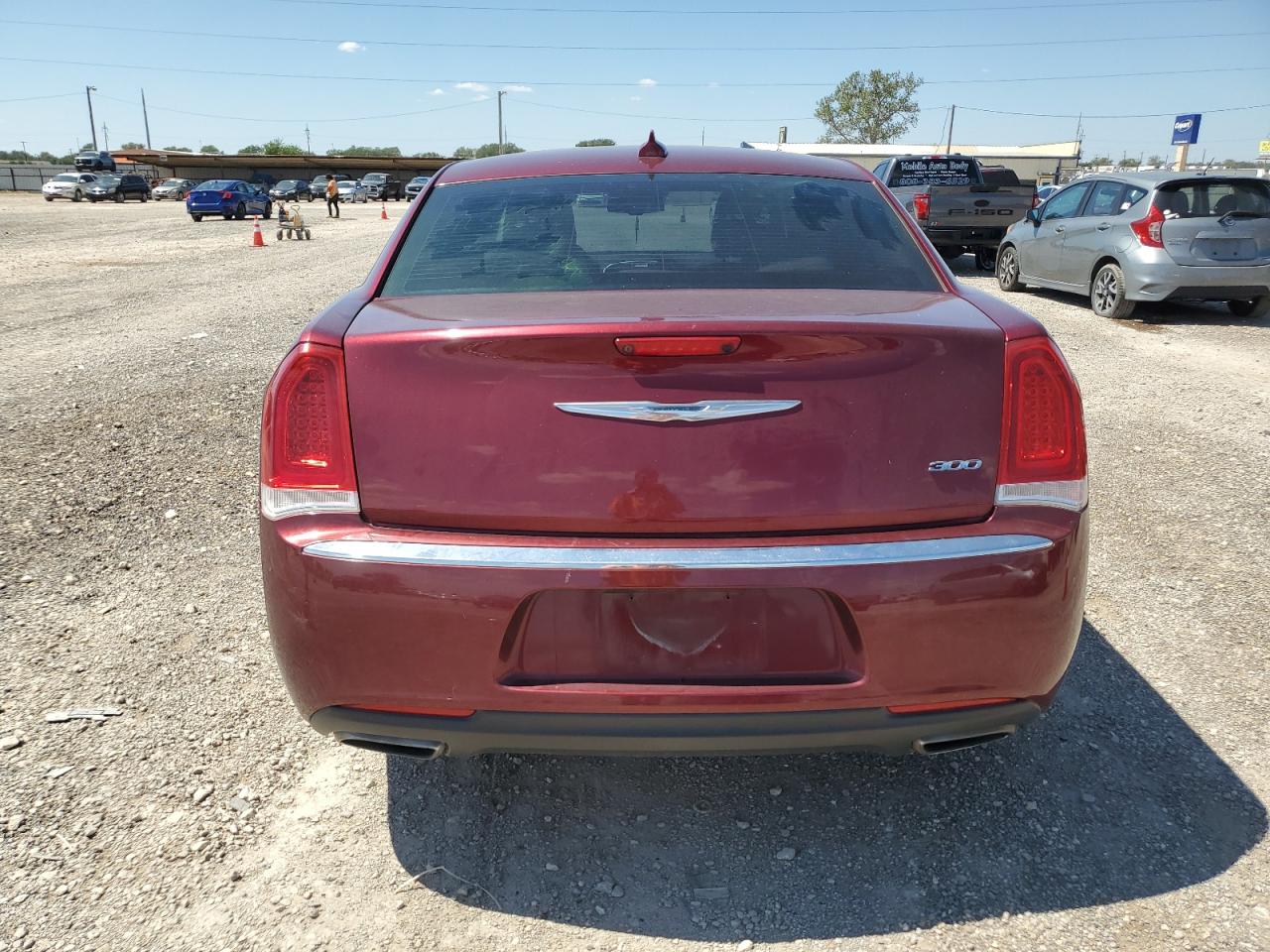 2C3CCAEG9JH137066 2018 Chrysler 300 Limited