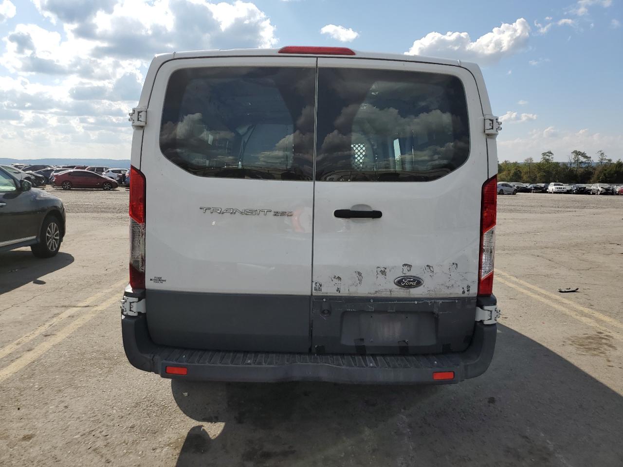 2016 Ford Transit T-250 VIN: 1FTYR1ZM2GKA46965 Lot: 71921824