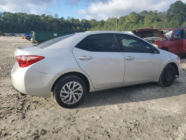  TOYOTA COROLLA 2019 Srebrny