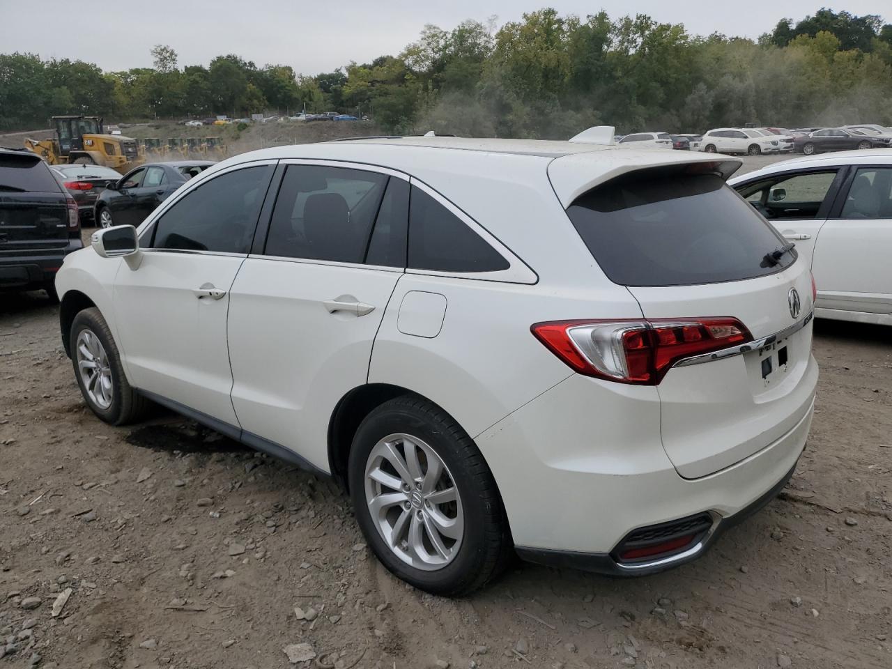 VIN 5J8TB3H30GL002493 2016 ACURA RDX no.2