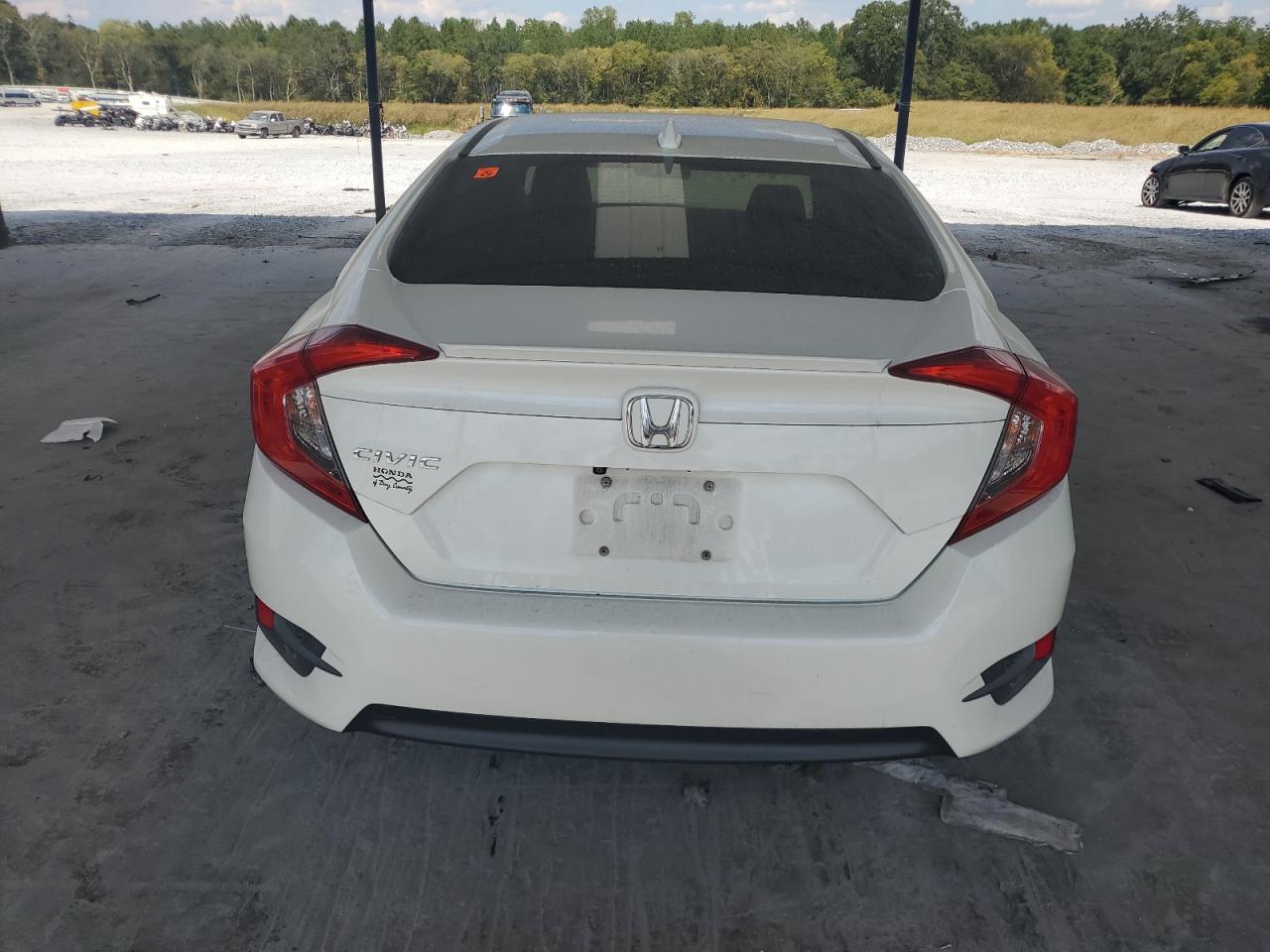 JHMFC1F33JX005516 2018 Honda Civic Ex