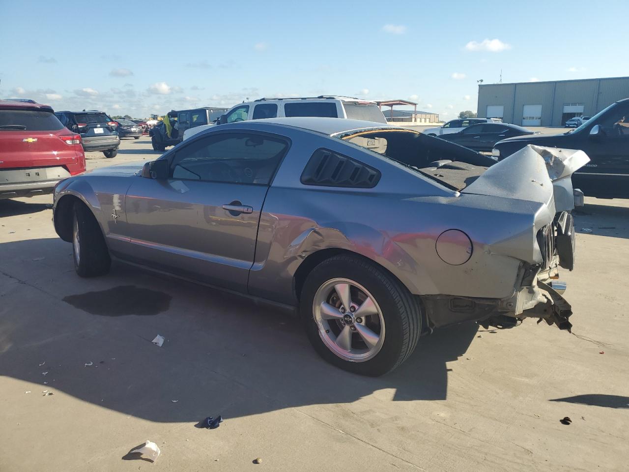 2007 Ford Mustang - Image 2