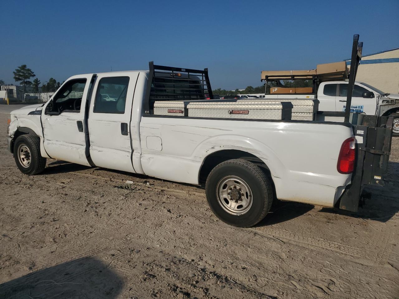 1FT7W2A67GEB69246 2016 FORD F250 - Image 2