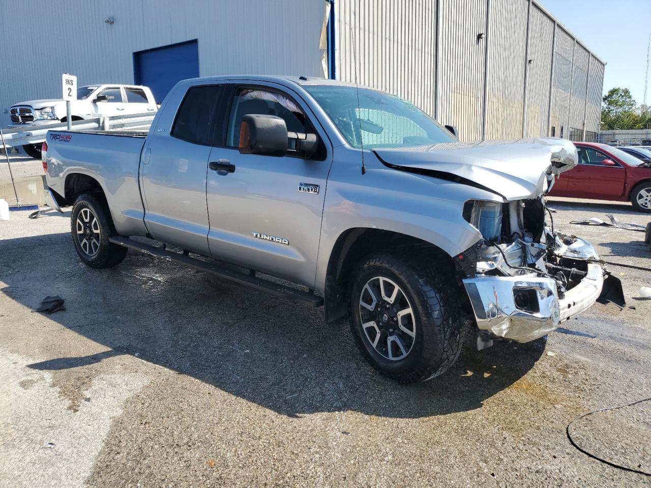 2018 Toyota Tundra - Image 4